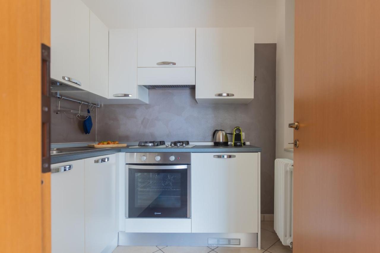 Blue Bliss Apartment By Rent All Como Colonno Экстерьер фото